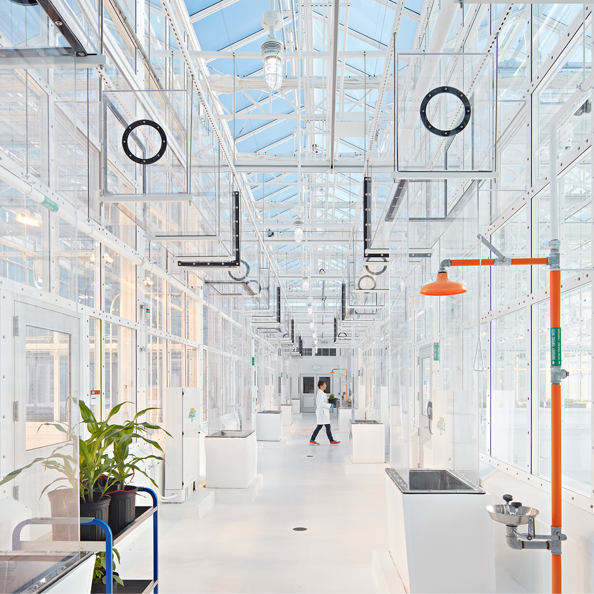 Flad Maintains Top 5 National Ranking for Science & Technology Facility Design