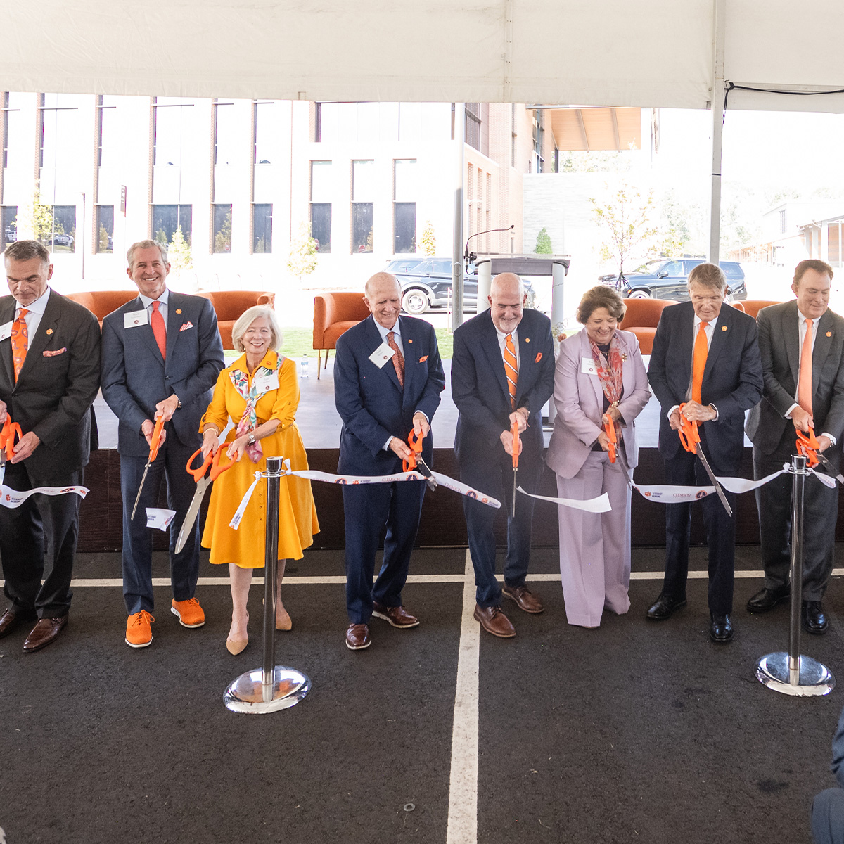 Clemson Dedicates New College of Veterinary Medicine