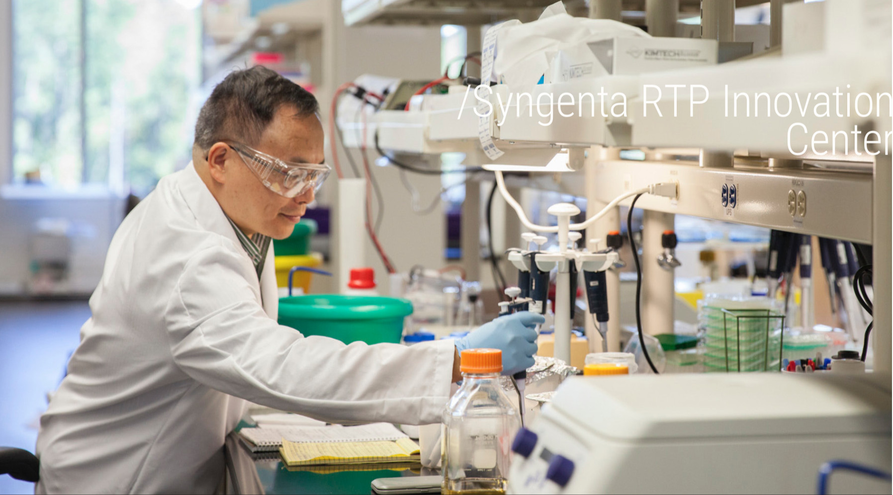 Syngenta RTP Innovation Center Scientist working in Laboratory | Flad Architects