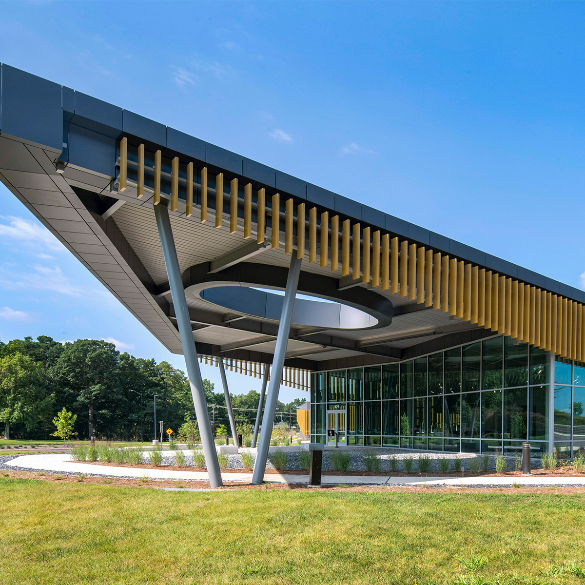 John Deere Manufacturing Facility Wins Metal Architecture Award