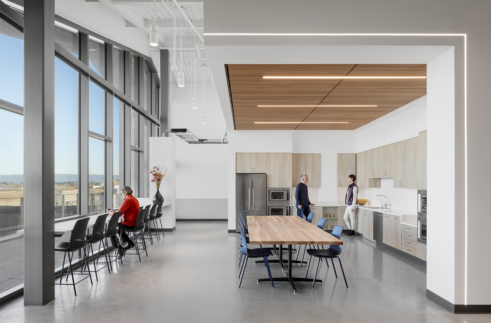 Monterey Bay Aquarium Research Institute - Instrumentation Integration and Testing Facility