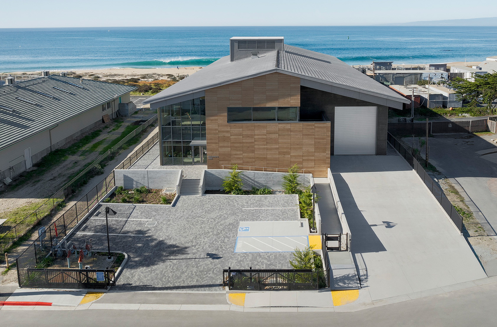 Monterey Bay Aquarium Research Institute - Instrumentation Integration and Testing Facility