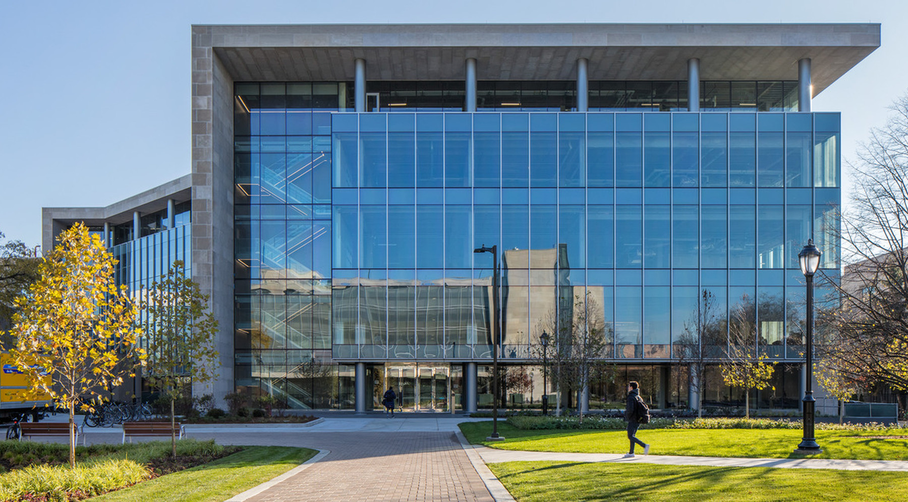 Northwestern University - Science and Engineering Library and Laboratories